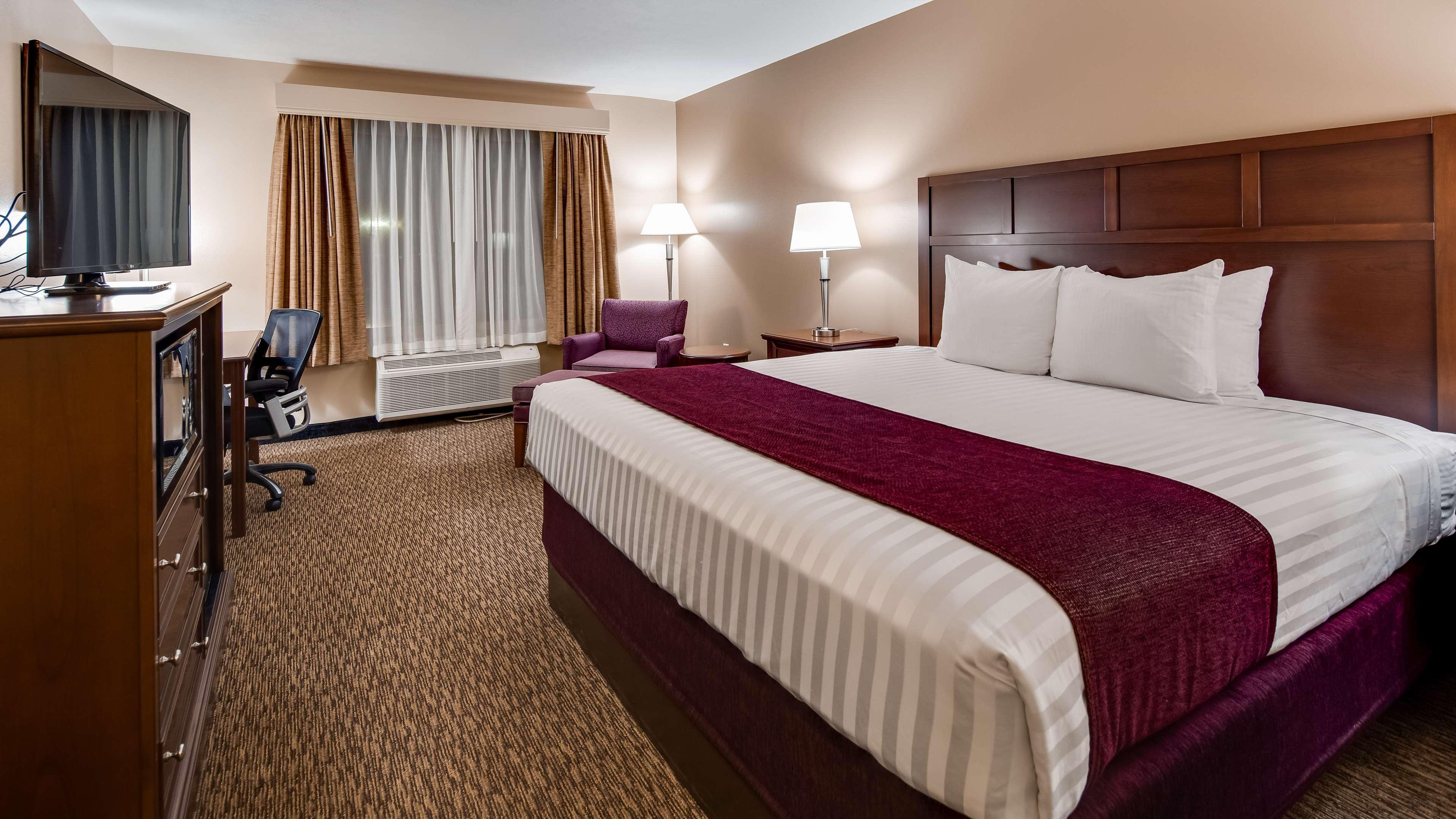 Best Western Plus Grapevine Inn Sunnyside Bagian luar foto
