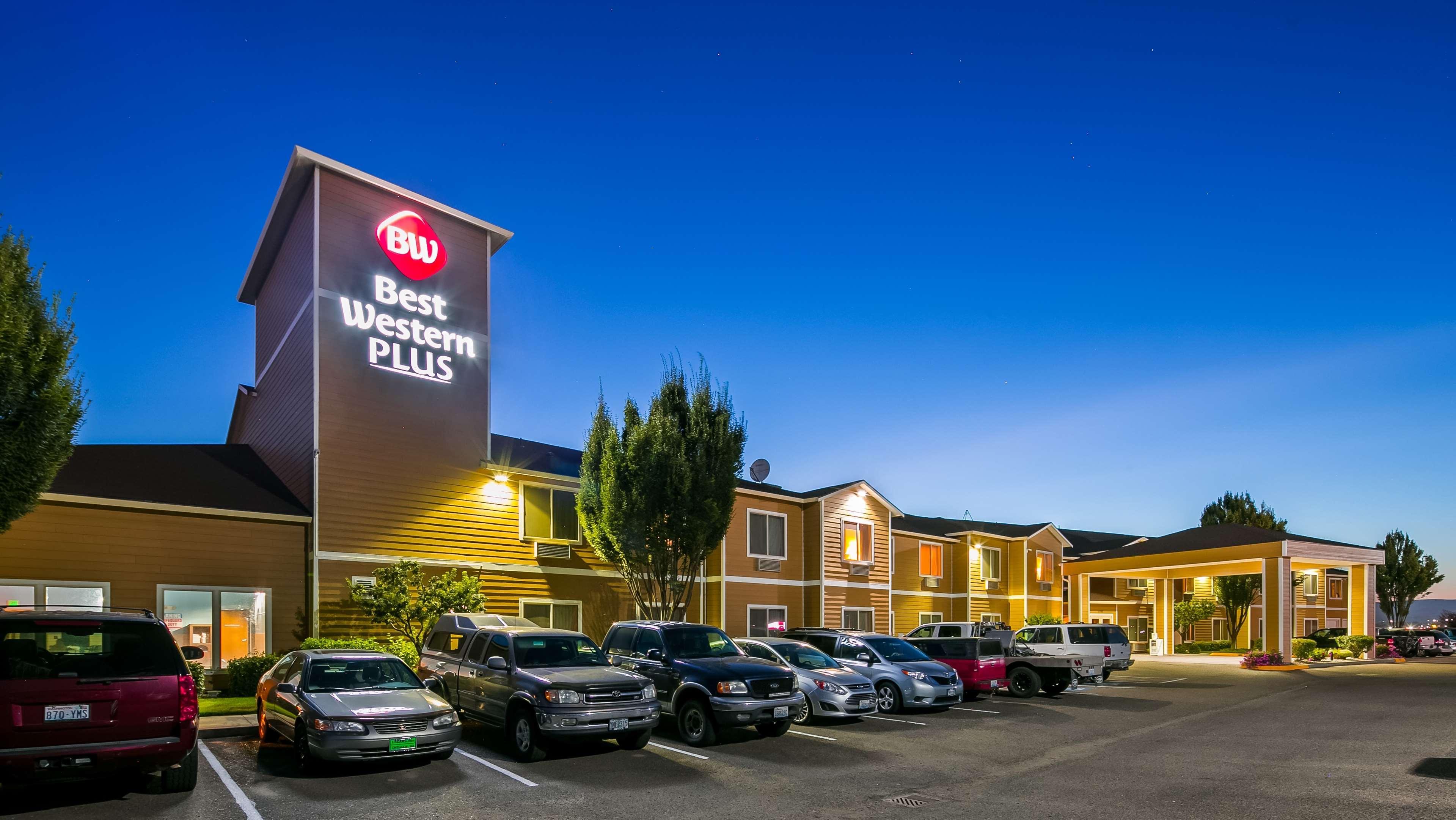 Best Western Plus Grapevine Inn Sunnyside Bagian luar foto